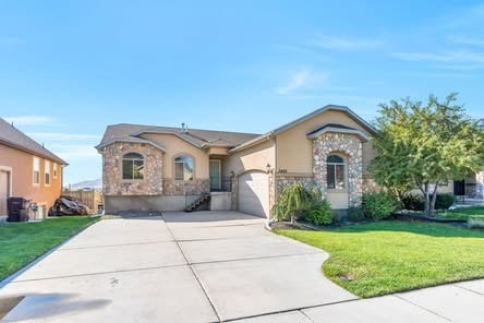 Building Photo - 3462 E Heyward Ct