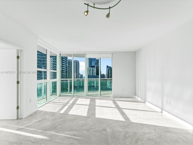 Foto del edificio - 951 Brickell Ave
