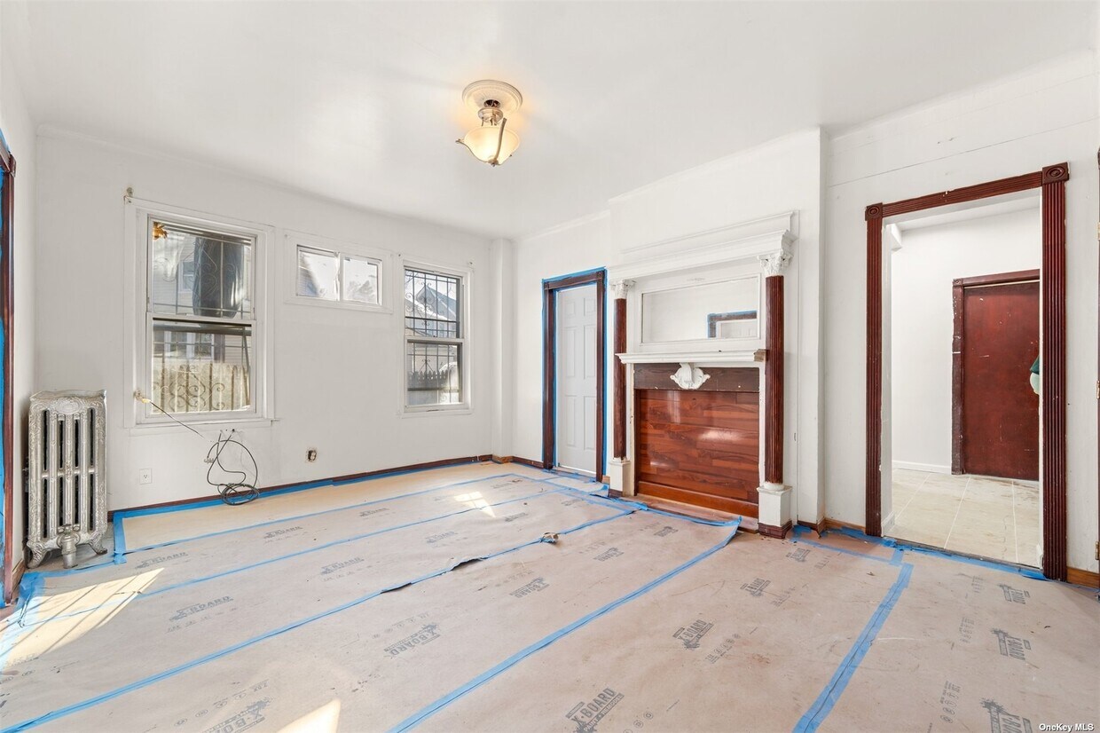 19006 Hollis Ave Unit 1R, Queens, NY 11423 Apartment for Rent in