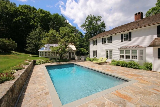 Building Photo - 336 Old Branchville Rd