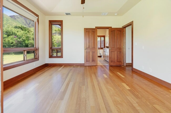 Building Photo - 44 Lau Niu Way
