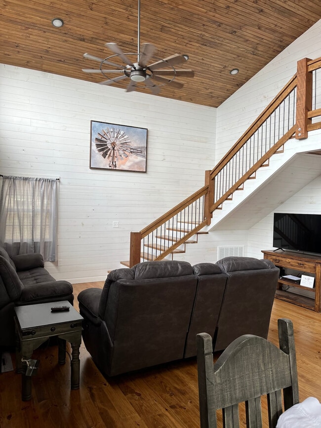 Building Photo - 1029 NC 1700