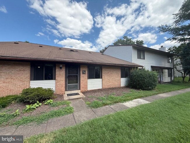 Foto del edificio - 4193 Meadowland Ct