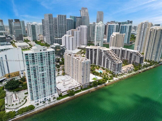 Foto del edificio - 770 Claughton Island Dr