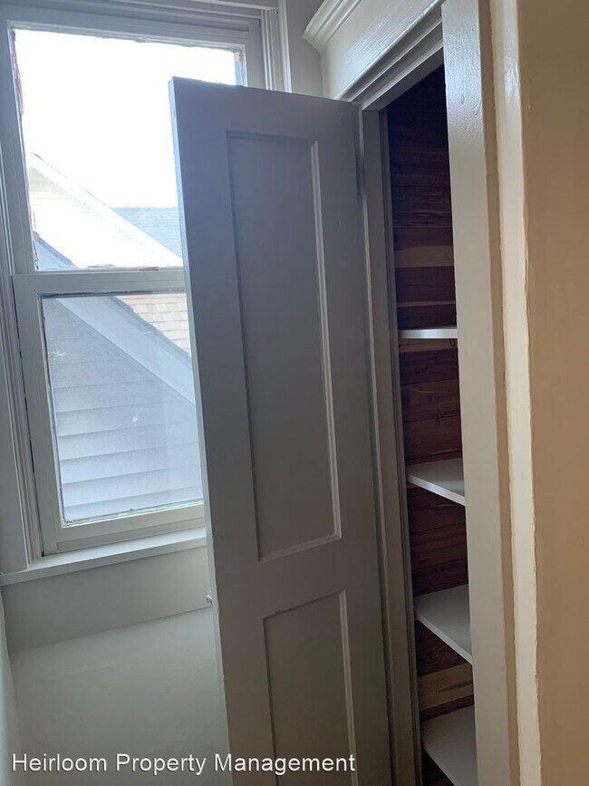 Foto del edificio - 3 br, 2 bath House - 4822 W 6th St