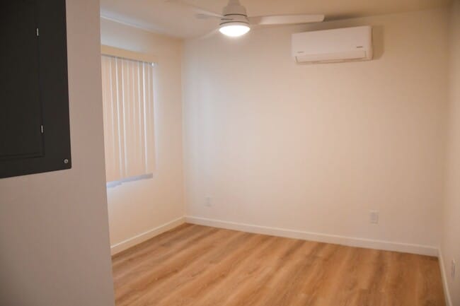 Building Photo - Parker (316)