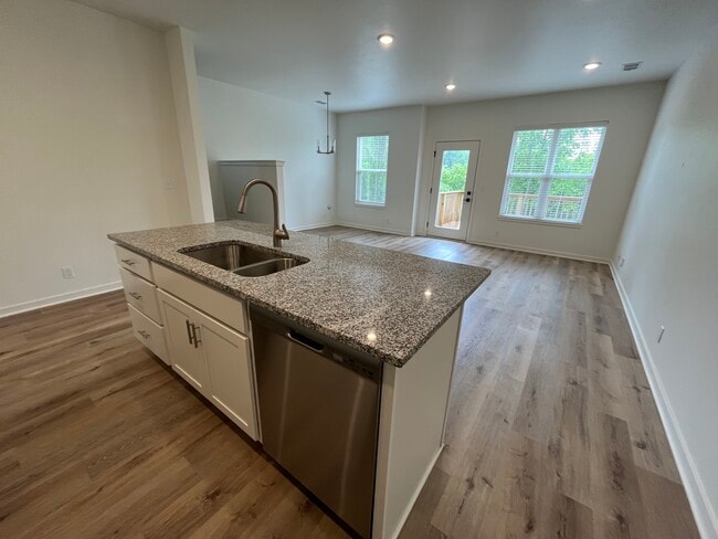 Building Photo - 11295 Sessions Dr NW