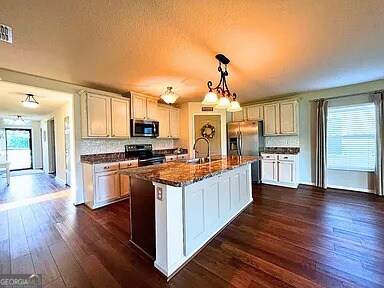 Building Photo - 227 Brooklet Cir