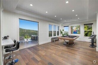Building Photo - 52 Coral Reef