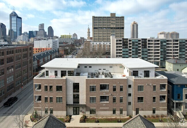 Building Photo - 500 Park Residences