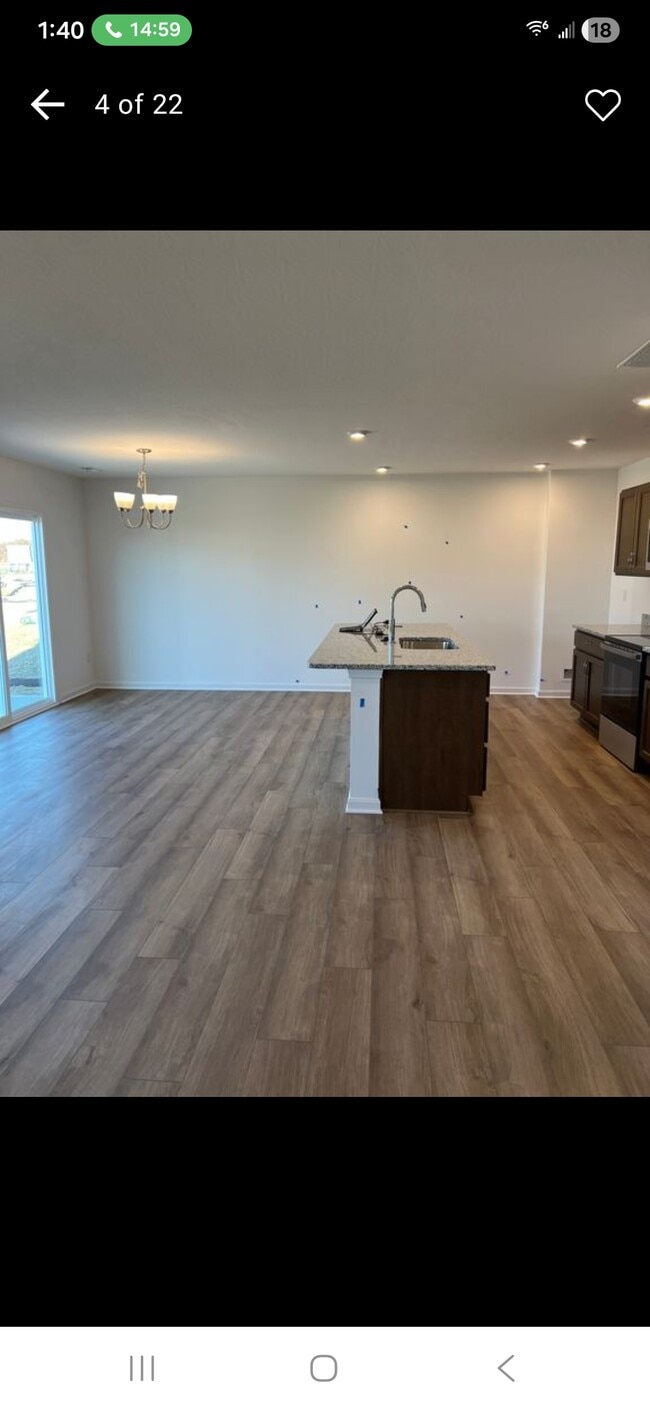 Building Photo - 3353 Sunbeam Pl