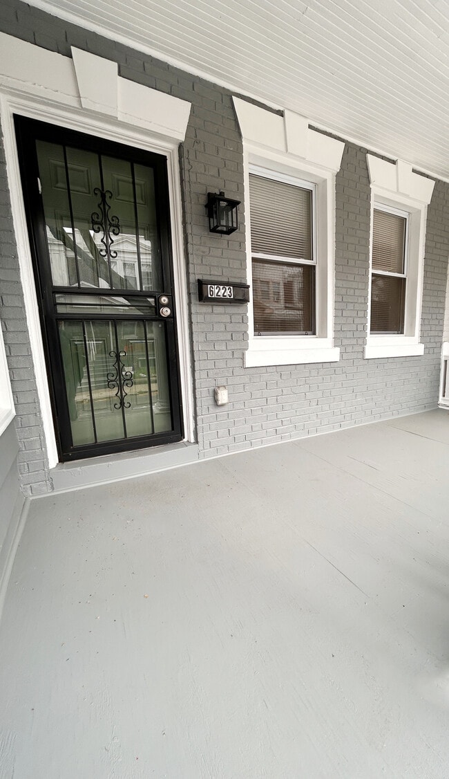 Foto del edificio - 6223 Hazel Ave