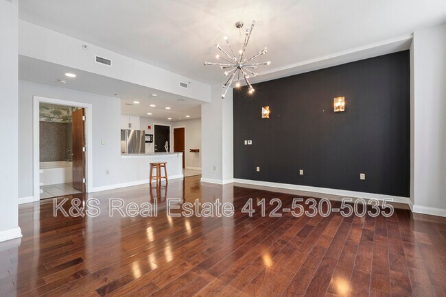 Foto del edificio - 306 Fourth Ave