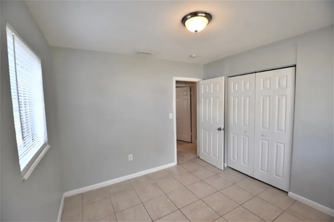 Foto del edificio - 4871 NW 1st Ct