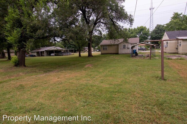 Building Photo - 2 br, 1 bath House - 1007 W 1st