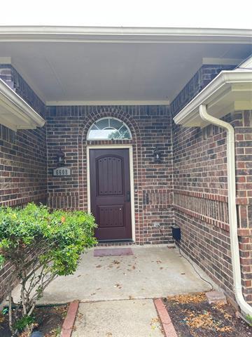 Foto del edificio - 6608 Buckeye Dr