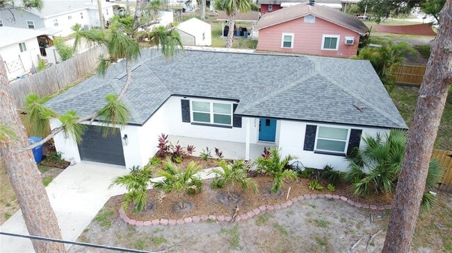 Building Photo - 3054 Adrian Ave