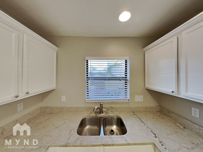 Building Photo - 3719 N 54th St