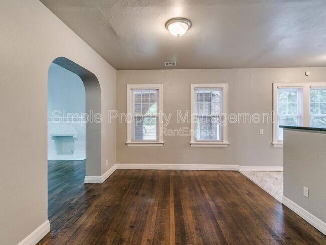 Foto del edificio - 2716 NW 11th St