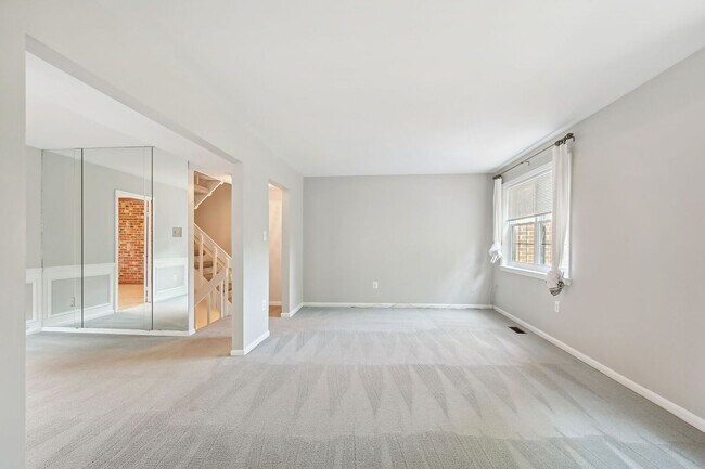 Foto del edificio - 8160 Electric Ave, Vienna, Va 22182