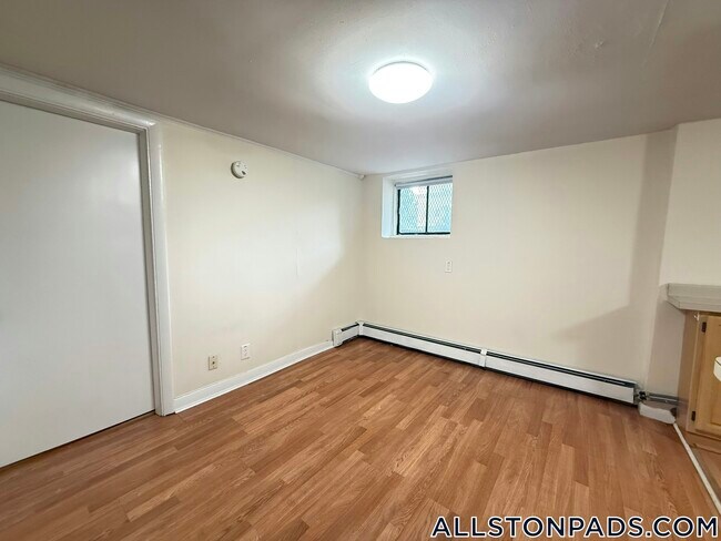 Foto del edificio - 23 Brighton Ave