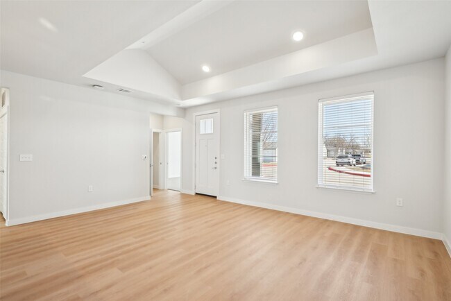 Building Photo - 3651 S Custer Rd