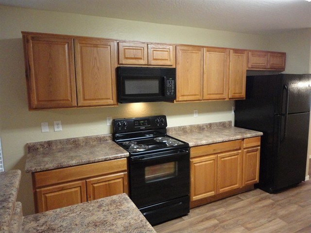 Building Photo - 11210 W Rio Vista Ln