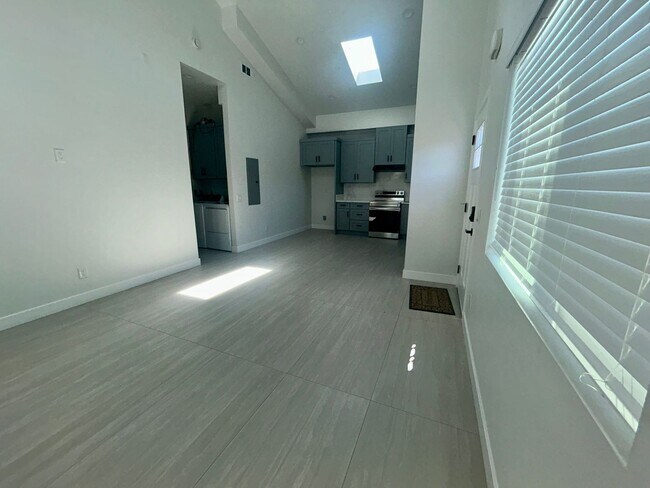 Foto del edificio - Beautiful Newly Built 2bed/2bath ADU