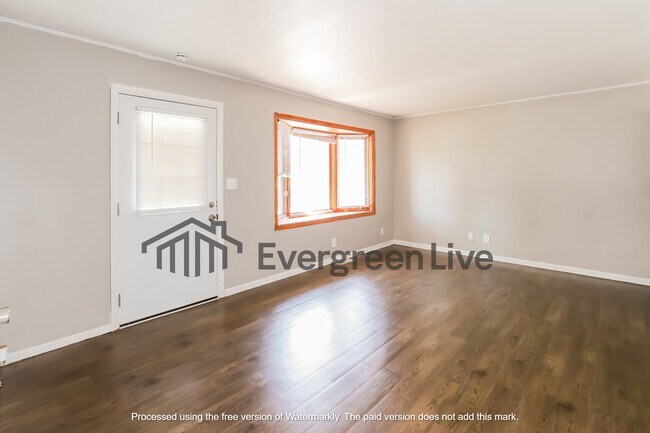 Foto del edificio - 2920 Longwood Ave