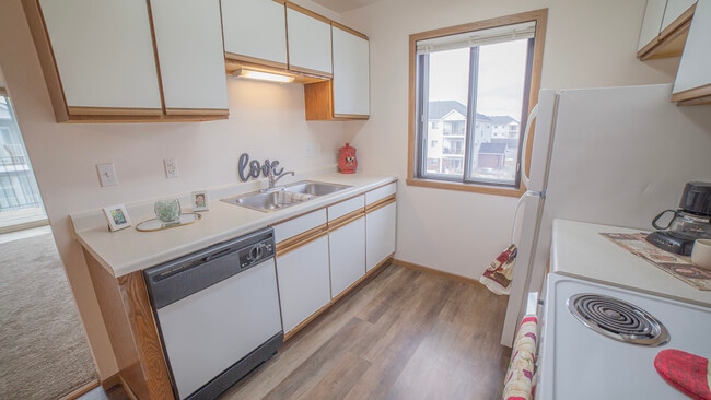 Building Photo - Evans Place 1