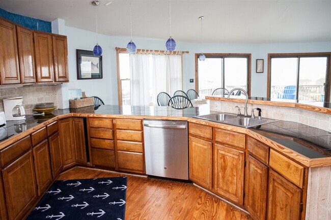 Building Photo - 42091 Ocean Dune Lp