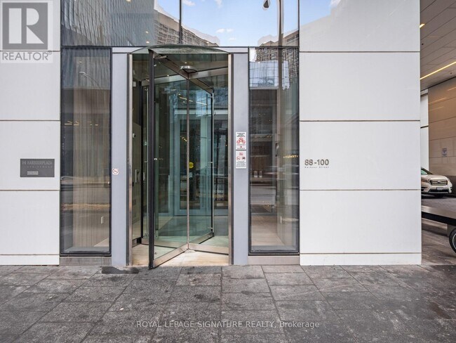 Building Photo - 88 Harbour St