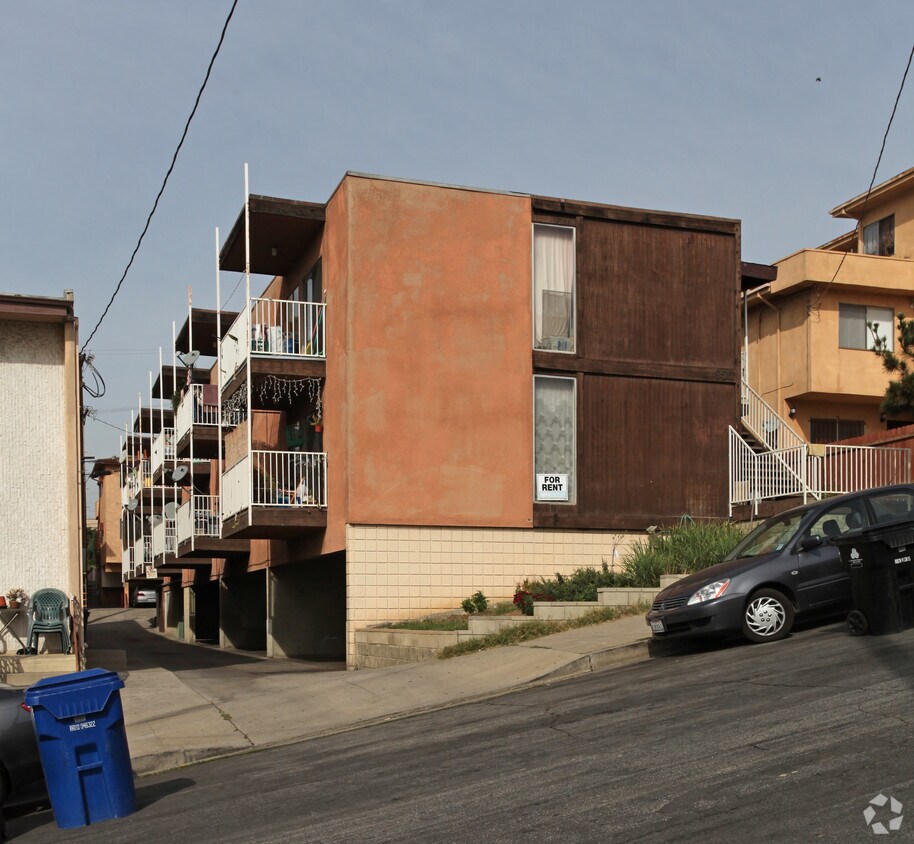 Primary Photo - 955 Beaudry Ave