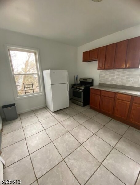 Foto del edificio - 650 S 18th St