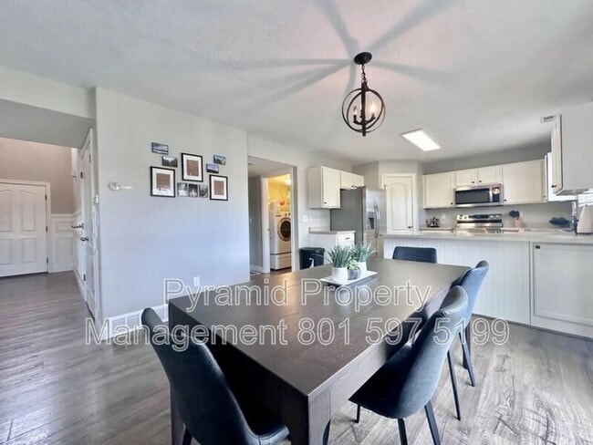 Foto del edificio - 2113 Hawthorne St