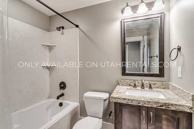 Building Photo - 13608 Super G Ln