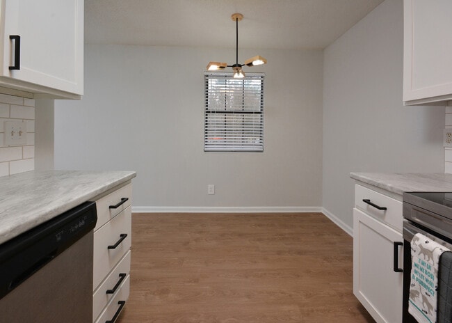 Renovated Apartments at Jamestown Manor in High Point NC - Jamestown Manor Apartments