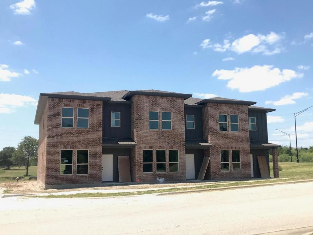 Primary Photo - 4089 Cross Park Drive #113