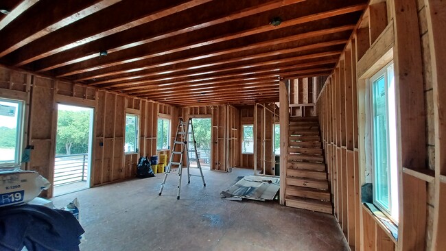 1st Floor Under Contruction - 611 Sturgeon Dr