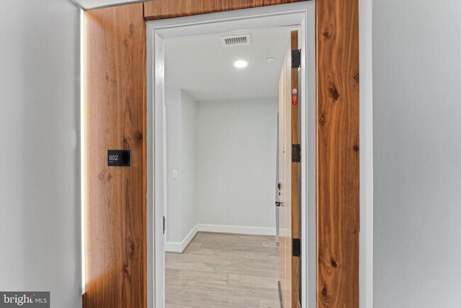 Foto del edificio - 1300 4th St SE