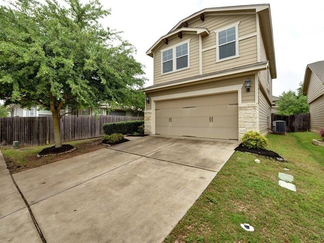 Building Photo - 8725 White Ibis Dr