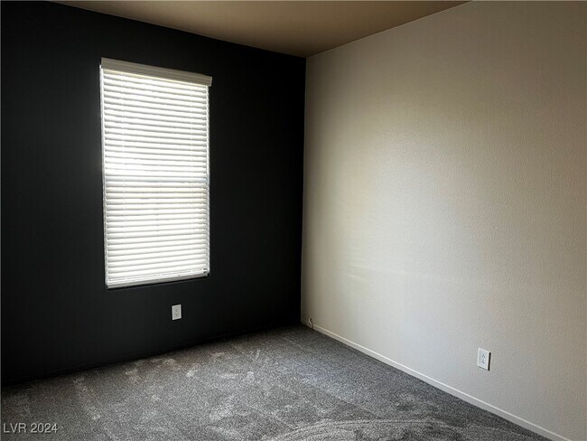 Building Photo - 10959 Santorini Dr