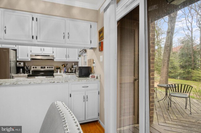 Building Photo - 2037 Headlands Cir