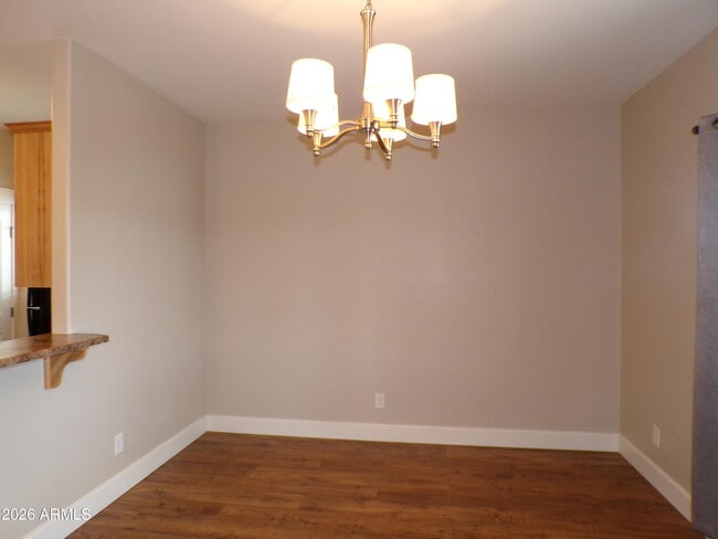 Foto del edificio - 1323 E Graham St