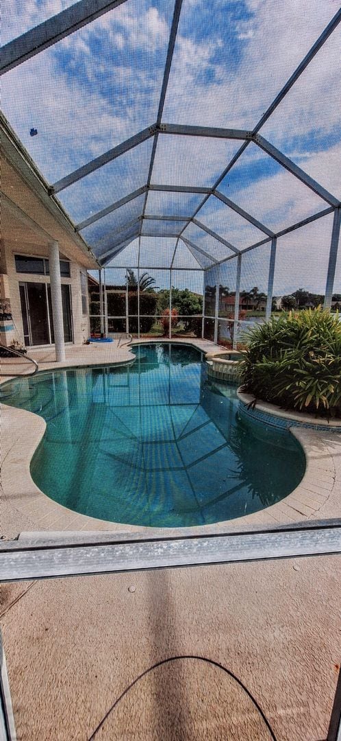Building Photo - ENJOY LIFE IN THIS 4 BEDROOM UNIQUE LAKE V...