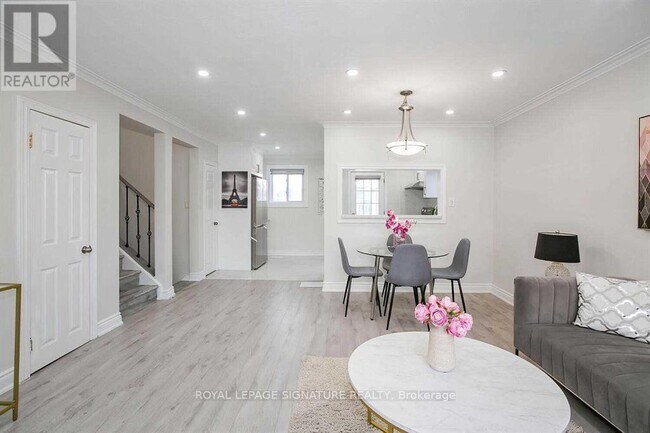 Photo du bâtiment - 26 Horwood Dr