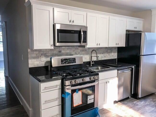 254 - 254 Apartment