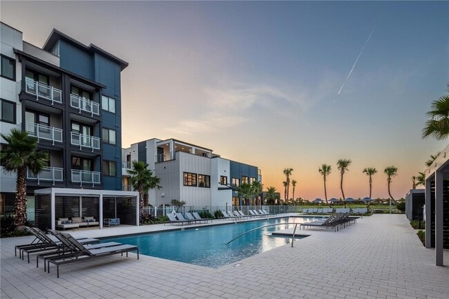 Foto del edificio - 5127 W Tyson Ave