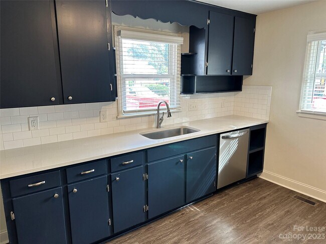 Building Photo - 1201 Goodwin Ave
