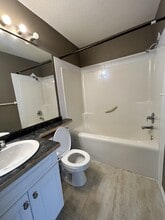 Building Photo - 155 Edwards Dr SW